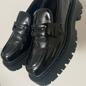 ALDO chunky black loafers!